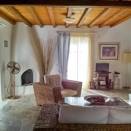בית נופש Cozy Cycladic , Close To אורנוס