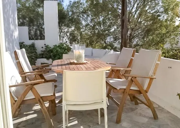 Cozy Cycladic , Close To Holiday home